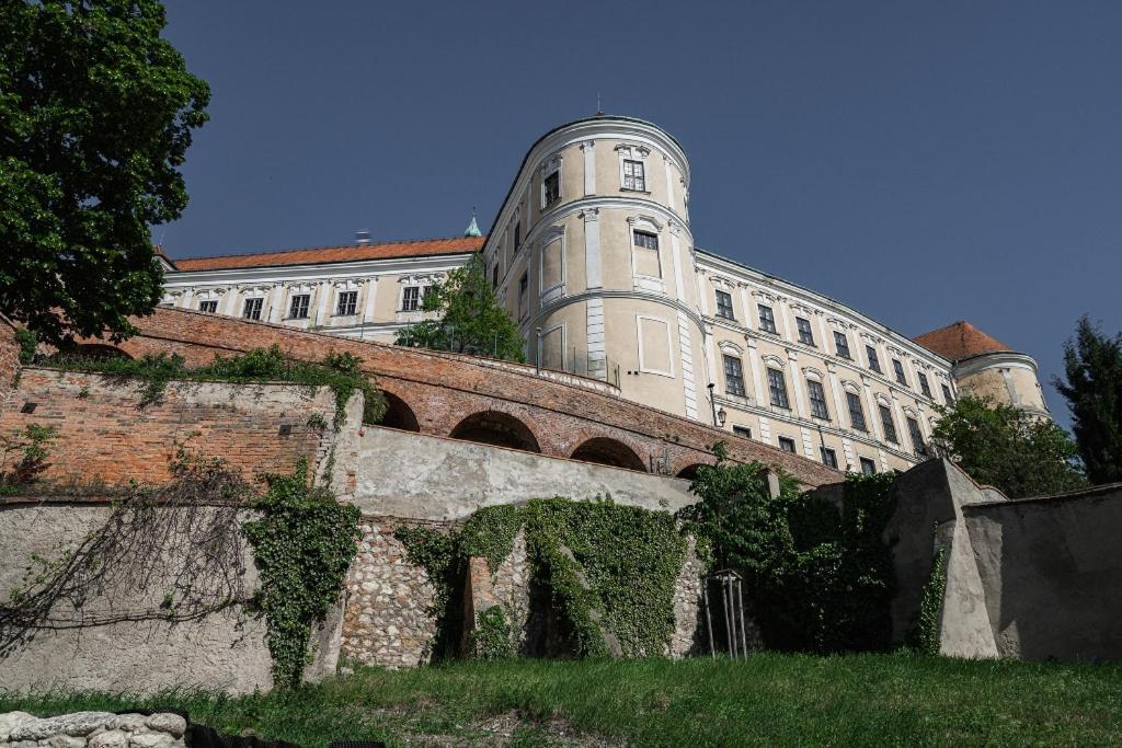 Penzion Kardinal Mikulov Exterior foto
